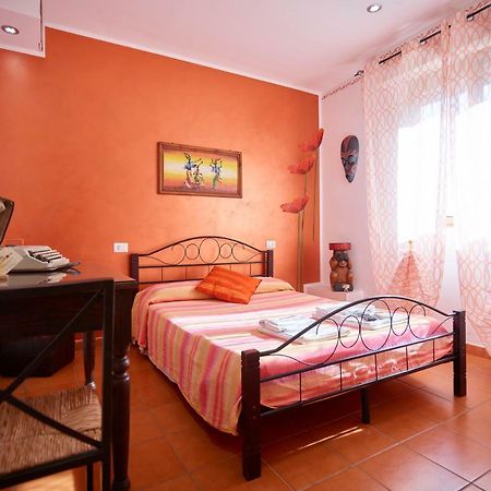 Solerosa Bed & Breakfast Fondi Dış mekan fotoğraf
